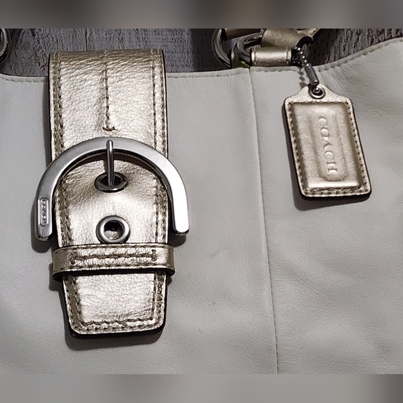 🌷Vintage Coach Purse Soho East West Cream White Leather with Gold Handles 🌸 - Picture 7 of 11